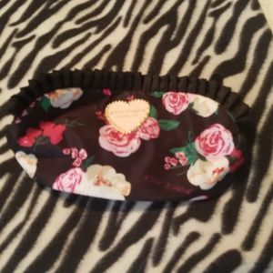 Betsy Johnson floral makeup bag